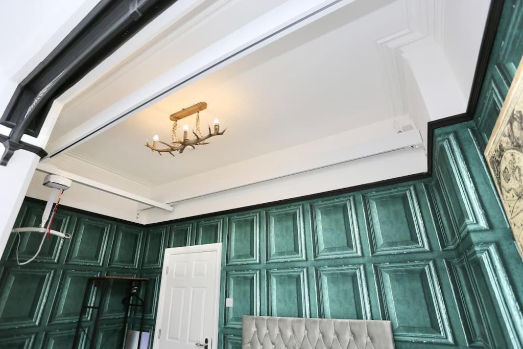 The Hot Tub Townhouse By Holiday Heim Lytham St Annes Buitenkant foto