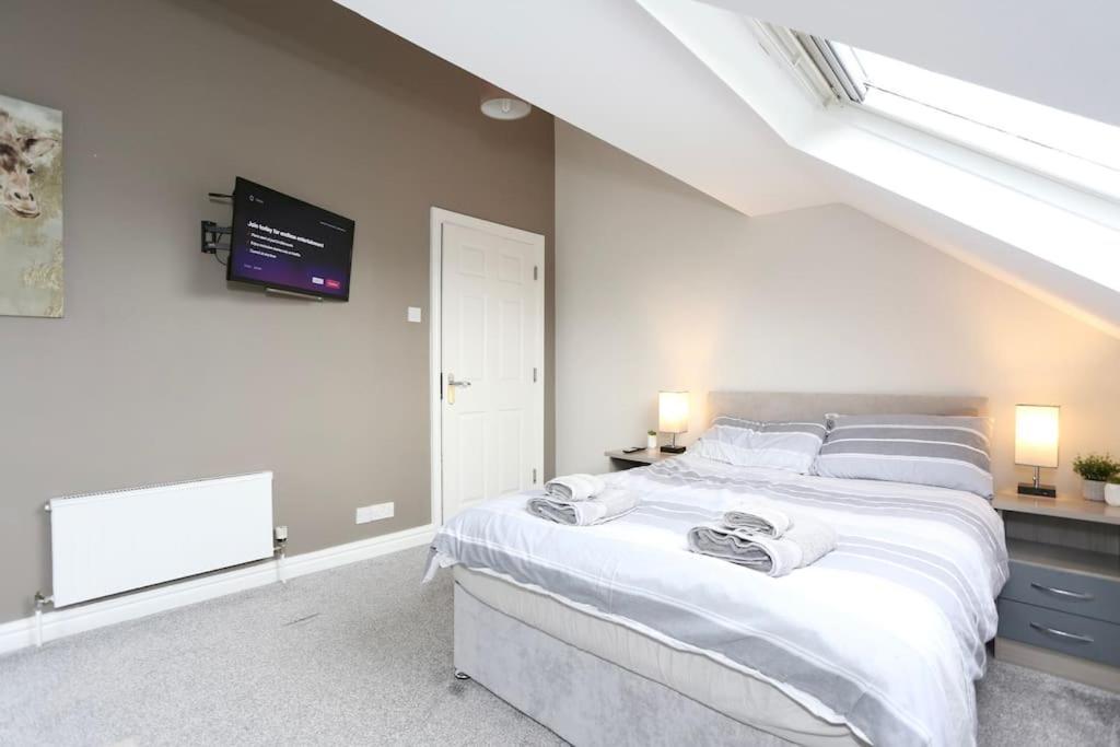 The Hot Tub Townhouse By Holiday Heim Lytham St Annes Buitenkant foto